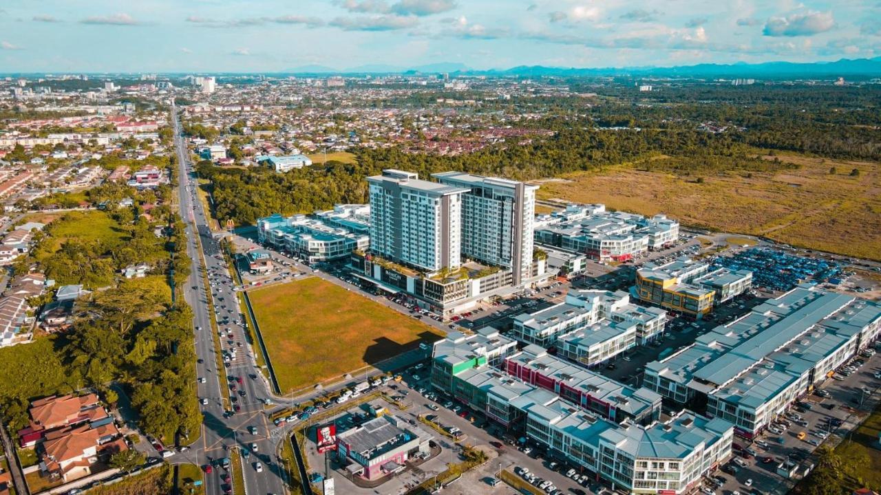 Aina Staycation, Metrocity Kuching Buitenkant foto